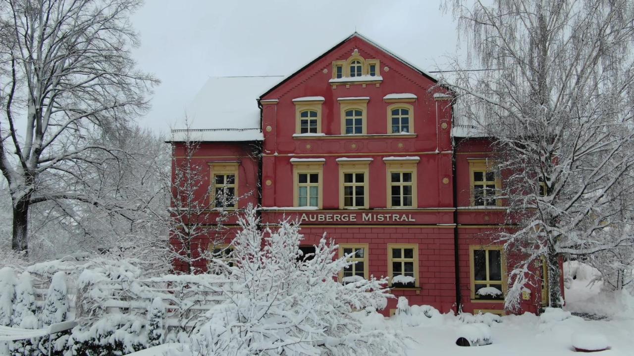 Wein-Hotel Auberge Mistral Freiberg Exterior foto